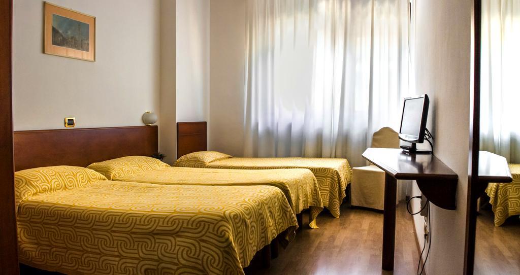 Domus Hotel İskenderiye Dış mekan fotoğraf