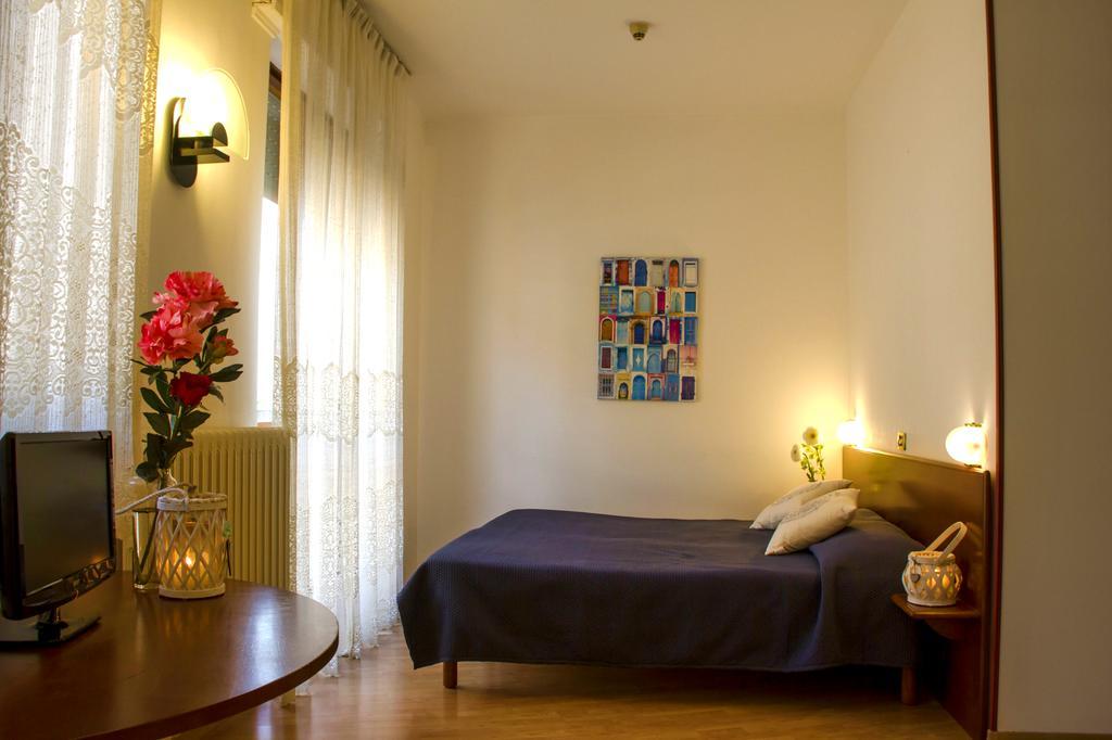 Domus Hotel İskenderiye Dış mekan fotoğraf
